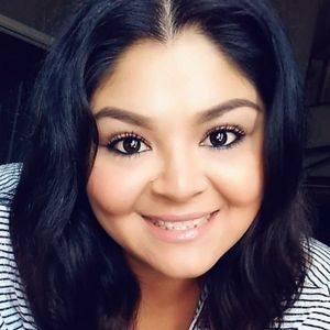 Meet your Posher, Alma